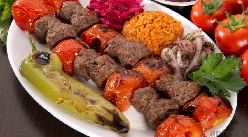 Domatesli Kebap